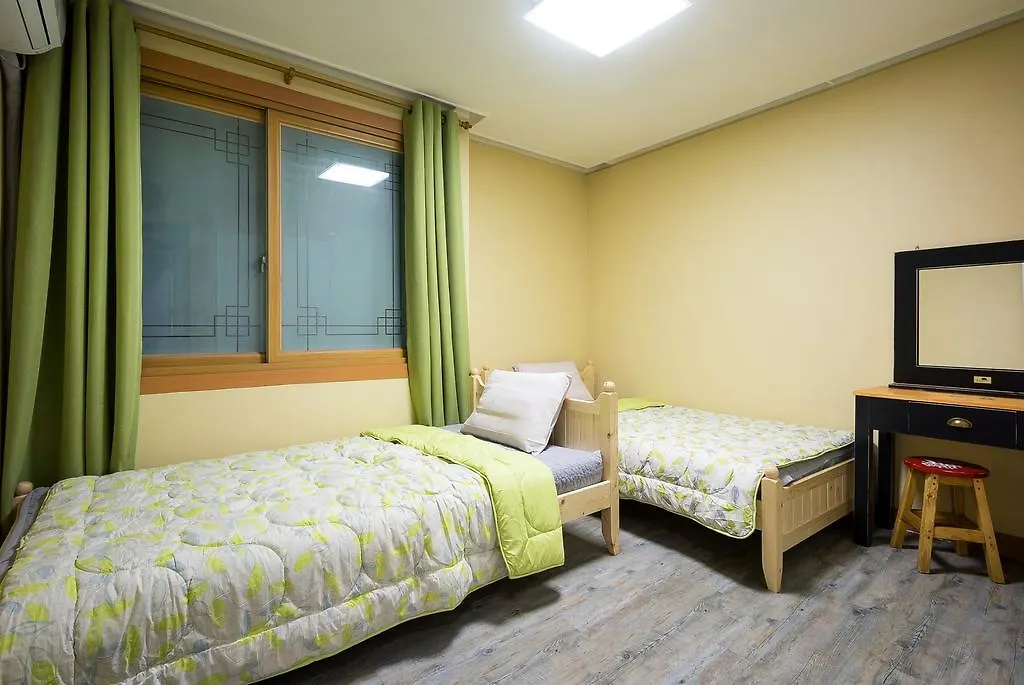 Wooju House Hotel Seoul